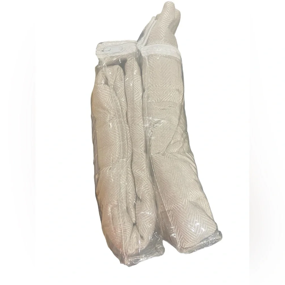 NWT Annie Selke Brussels quilted pair standard pillow shams herringbone natural